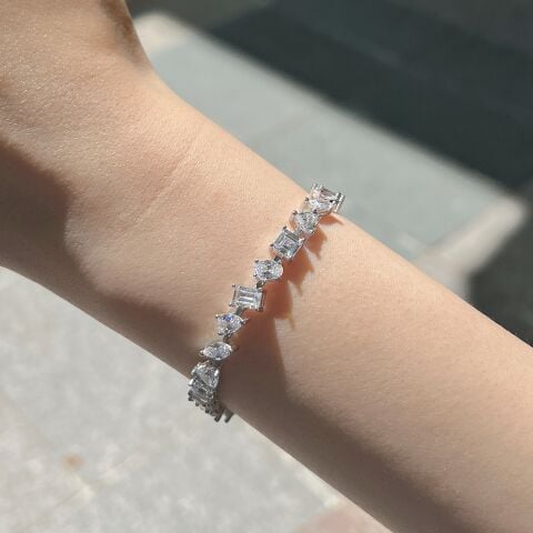 Gümüş kalp kare oval taşlı bileklik dy12e5