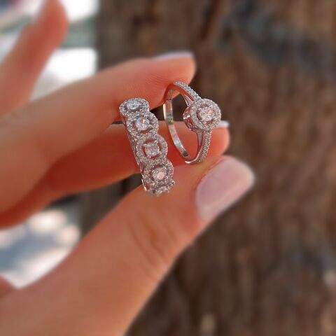 Gümüş elmas model 5 taş ve tek taş yüzük kombini