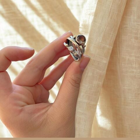 Gümüş el işi renk değiştiren taşlı yüzük