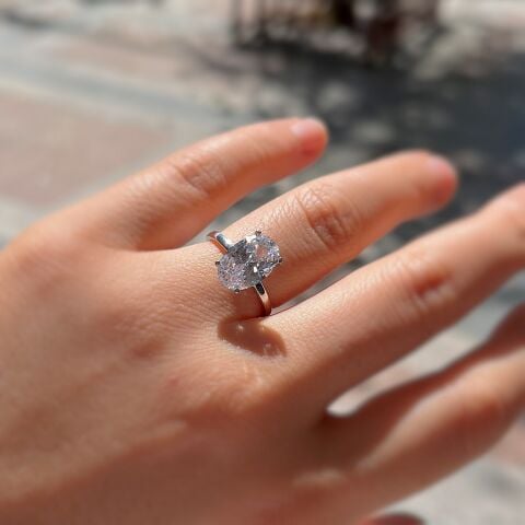 Gümüş oval 12x8 mm tek taş yüzük