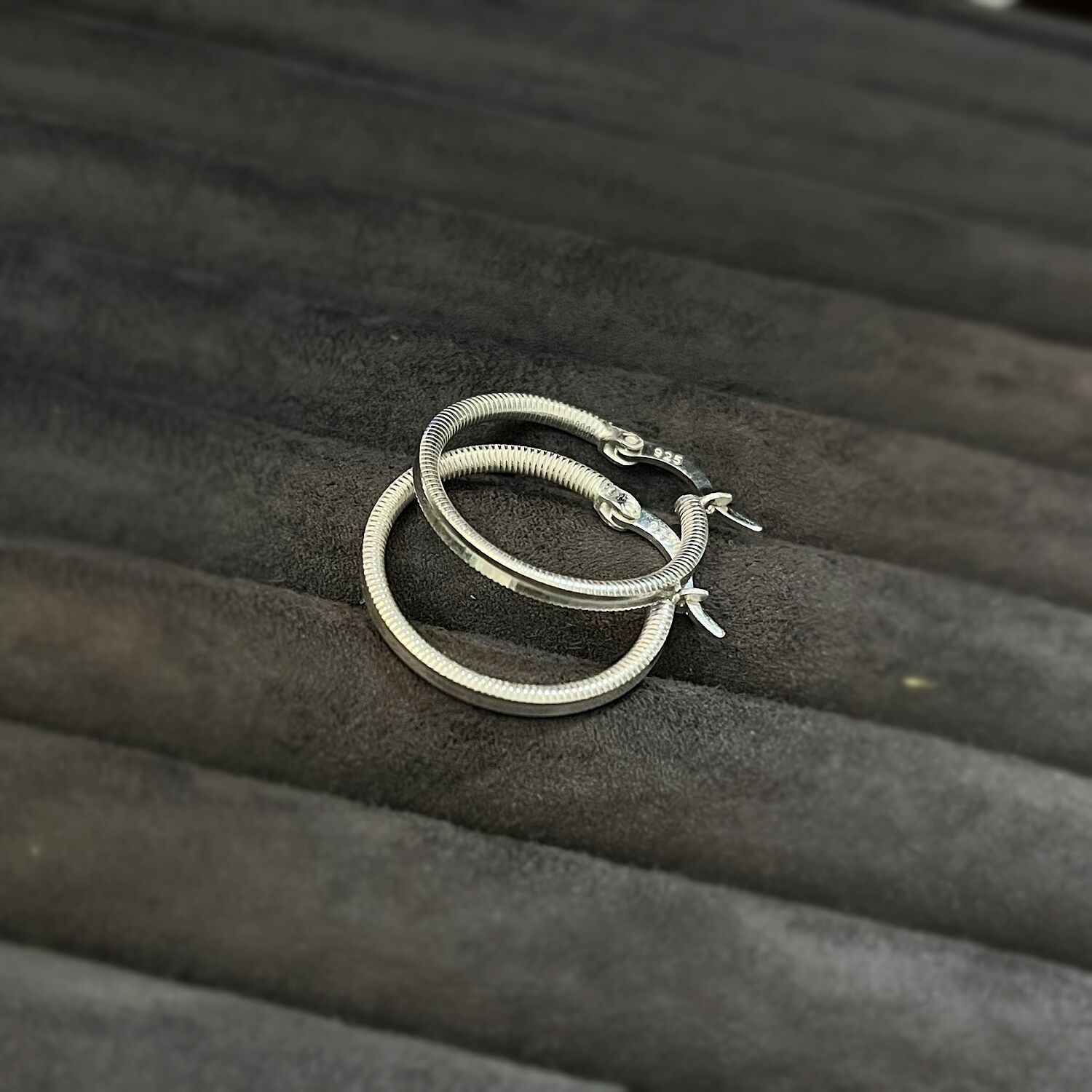 Gümüş ajda küpe hr562da