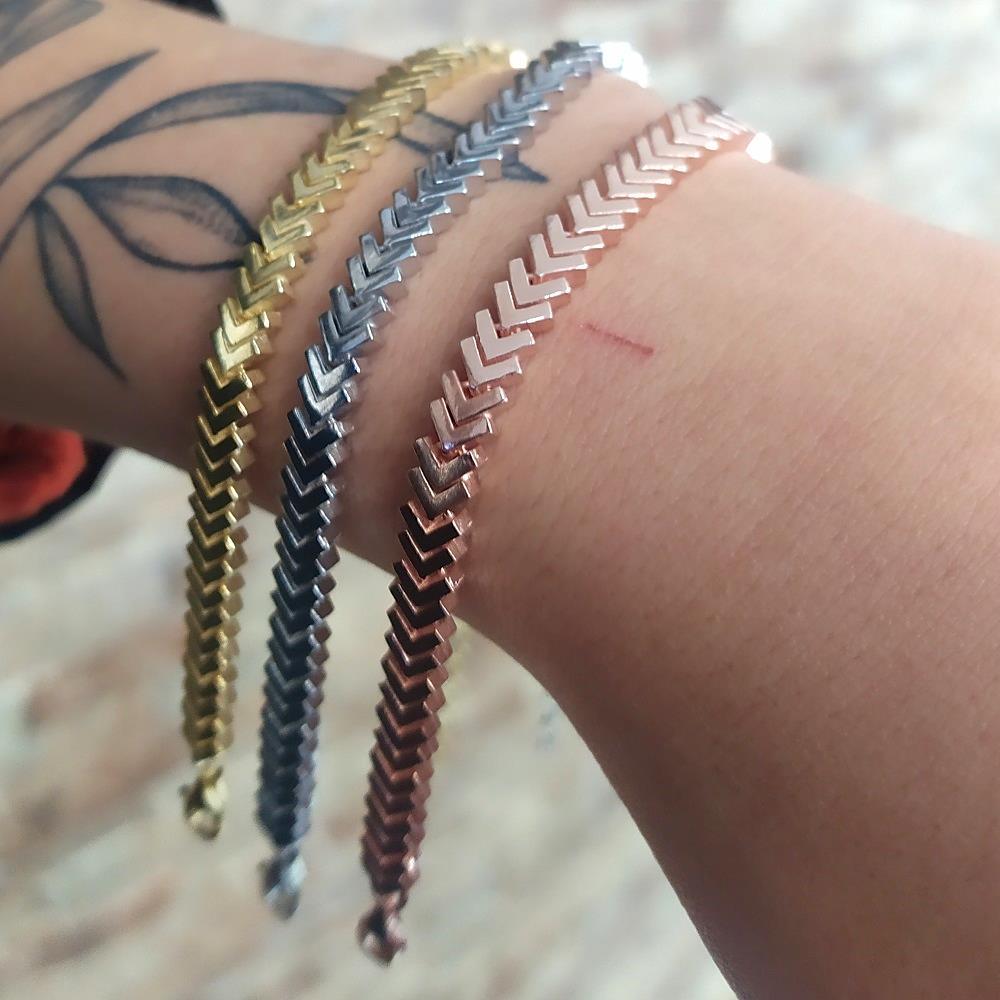 Gümüş taşsız bayan bileklik hr142e363