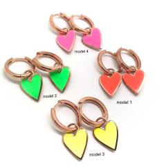 Gümüş kalpli neon renkli küpe hr78e93368