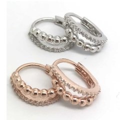 Gümüş toplu taşlı küpe cn69g3