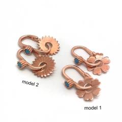 Gümüş mavi taşlı göçmen küpesi cn12h36