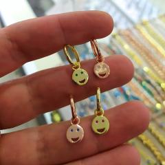 Gümüş gülenyüz renkli taşlı küpe dlp98e5 TEK küpe - Beyaz Taşlı - Gümüş Rengi  (rodaj)