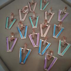 Gümüş mineli bayan küpe cn78e59 TEK küpe - model 1 - Gümüş Rengi  (rodaj)