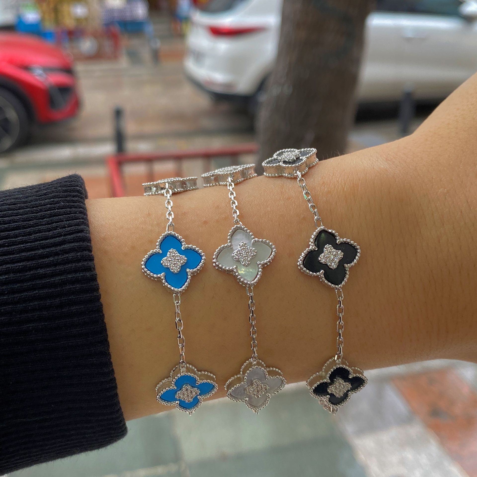 Gümüş taşlı yonca model bileklik nz562d32