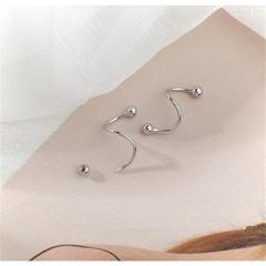 çelik toplu tek piercing kıkırdak küpe