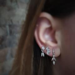 Gümüş taşlı bayan küpe dlp9r63 TEK küpe - model 1 - Gümüş Rengi  (rodaj)