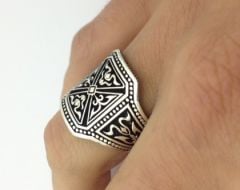 Taşsız Desenli Gümüş Erkek Yüzüğü