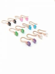 gümüş renkli taşlı küpe sh001