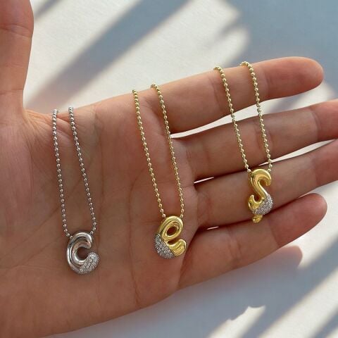 Gümüş yeni model bombeli harf kolye