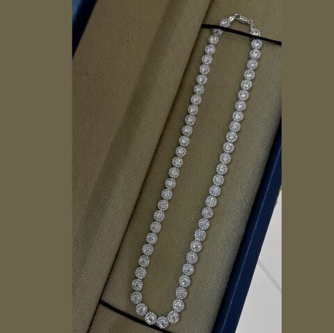 Gümüş su yolu kolye