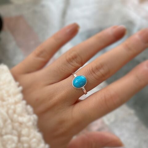 Gümüş 10x8 mm doğal taşlı yüzük