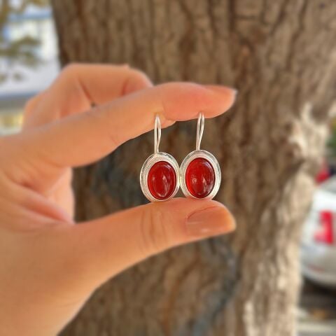 Gümüş akik taşlı sallantılı küpe hs4d4