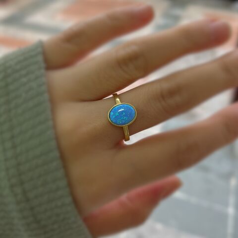 Gümüş mavi opal taşlı altın kaplama yüzük