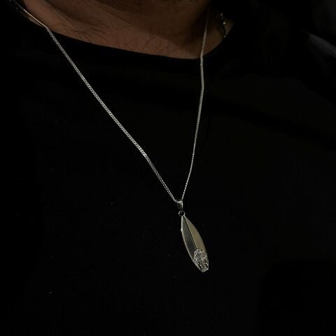 Gümüş sörf tahtası gurmet zincirli kolye